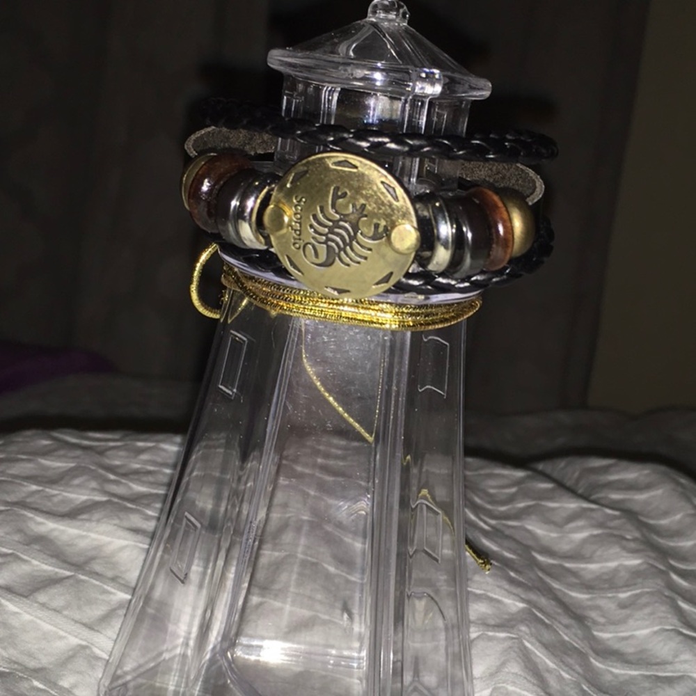 Bracelet zodiac sign